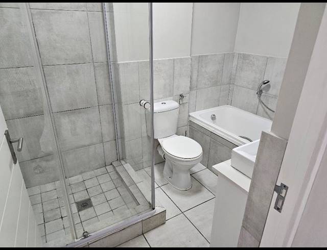 2 BEDROOM PROPERTY TO RENT IN BURGUNDY ESTATE